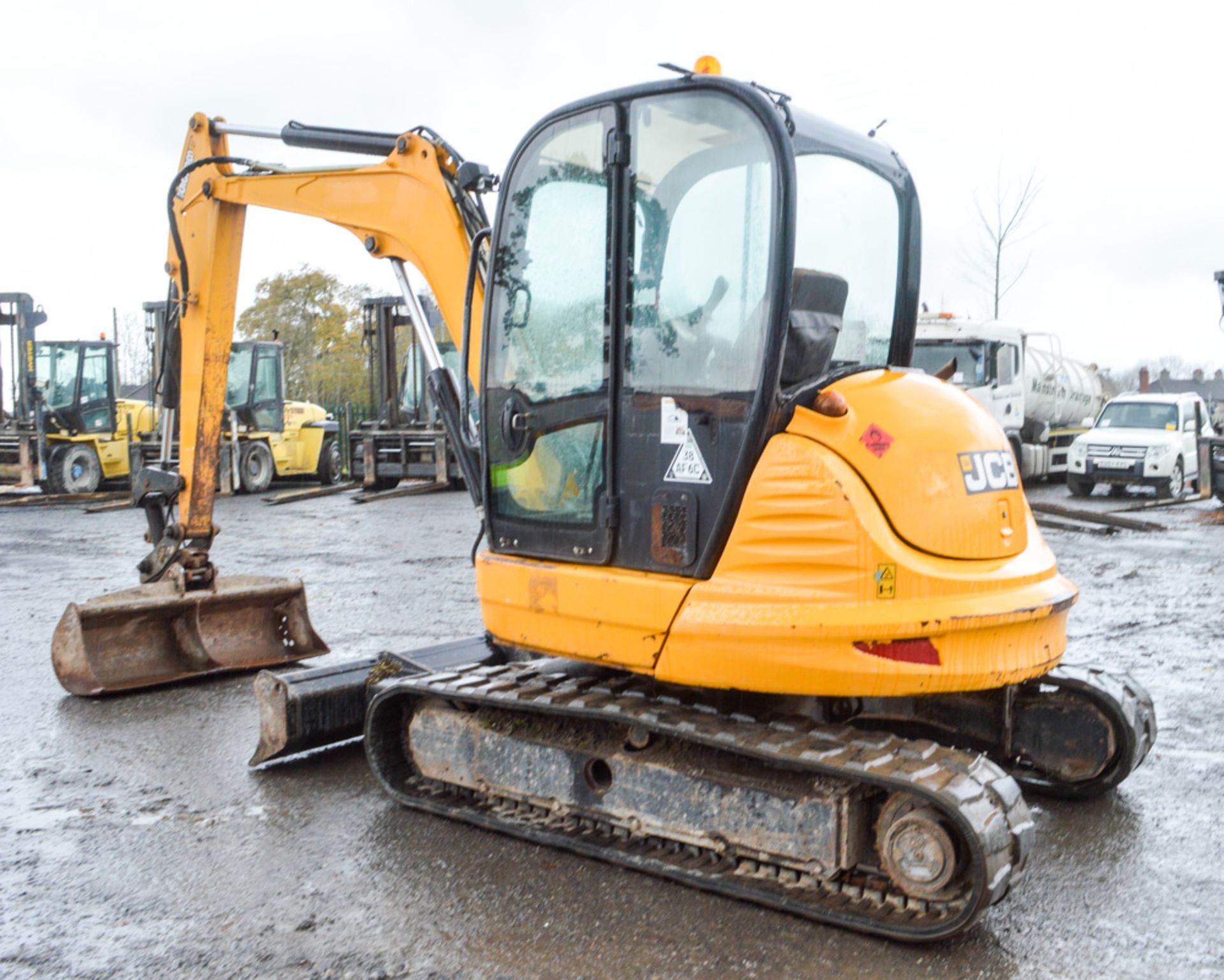 JCB 8065 RTS 6.5 tonne rubber tracked excavator Year: 2012 S/N: 1538222 Recorded Hours: 2613 - Image 2 of 12