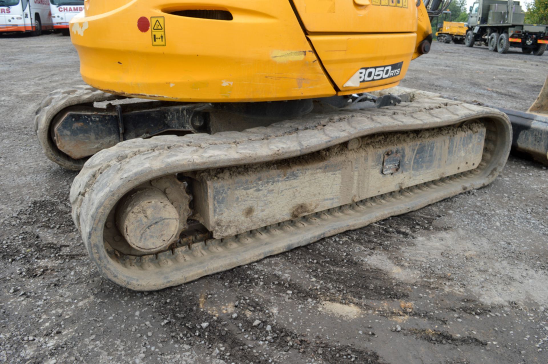 JCB 8050 RTS 5 tonne rubber tracked excavator Year: 2012 S/N: 1741769 Recorded Hours: 2389 blade, - Image 8 of 11