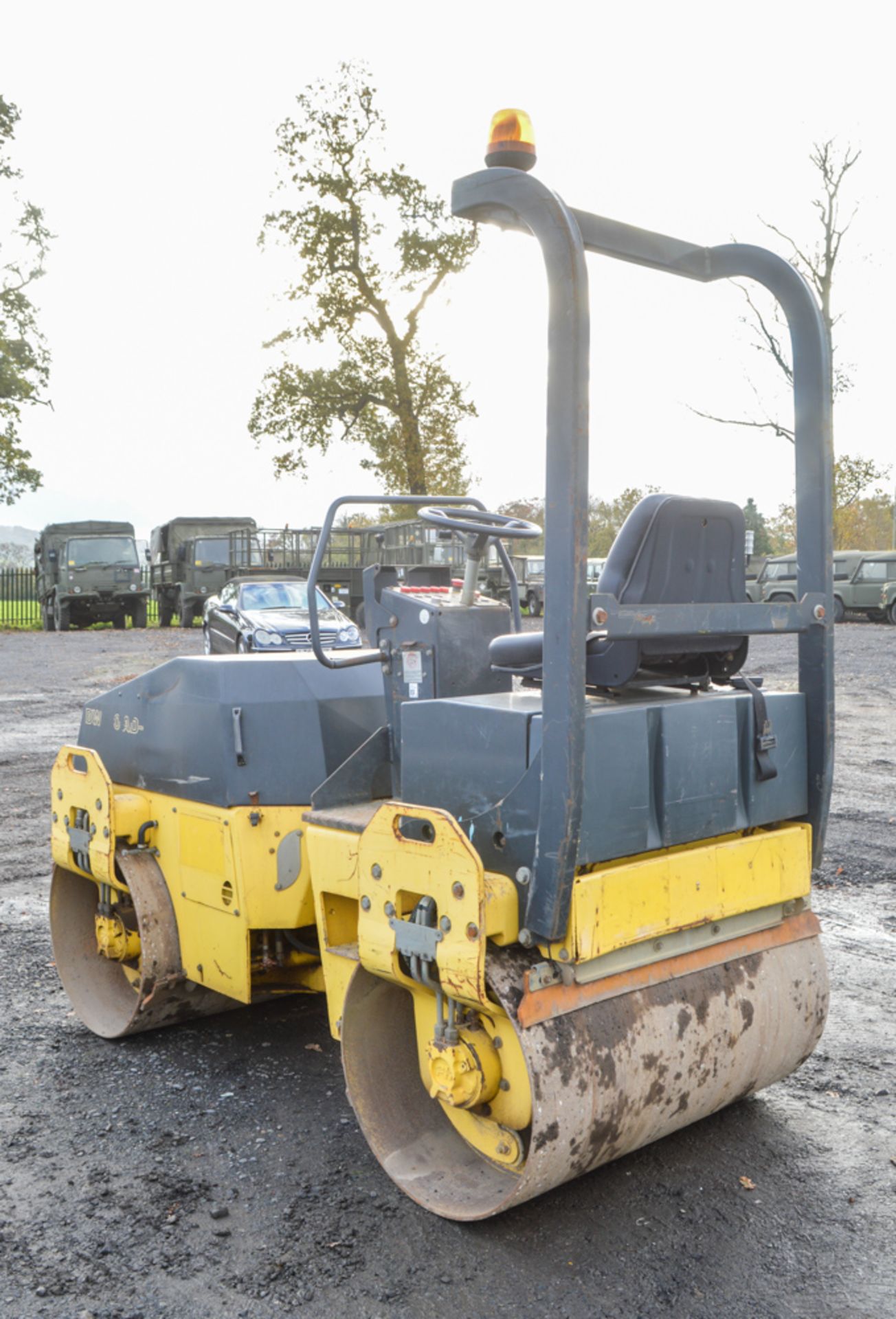 Bomag BW120 AD-3 double drum ride on roller Year: 2003 S/N: 518347 Recorded Hours: 00833 537 - Image 4 of 9