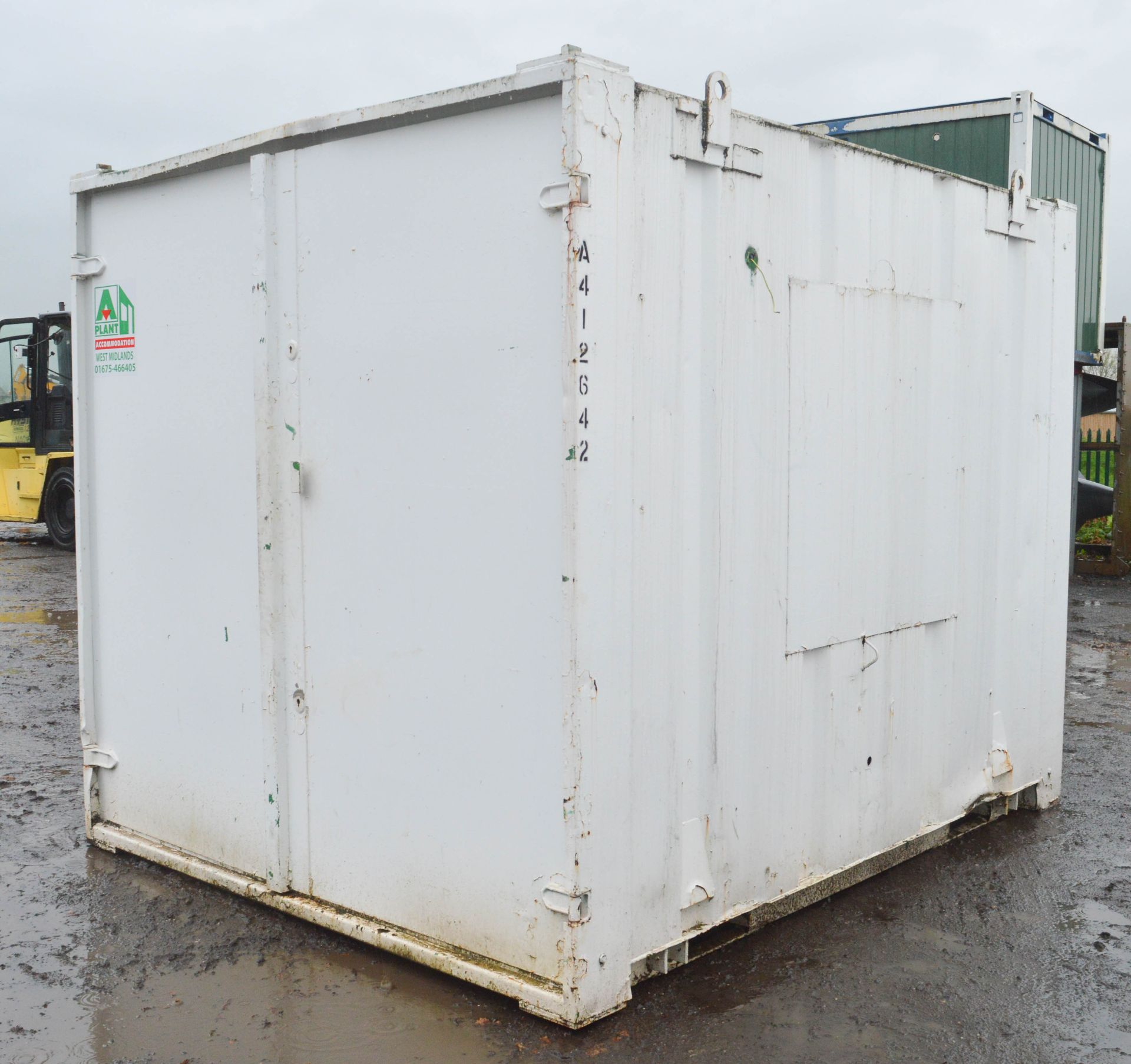 10 ft x 8 ft steel store site unit c/w keys A412642 - Image 3 of 5