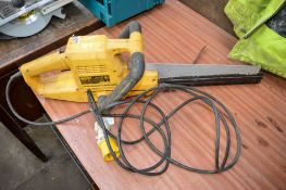 Dewalt 110v power saw A567897 **Blade broken**