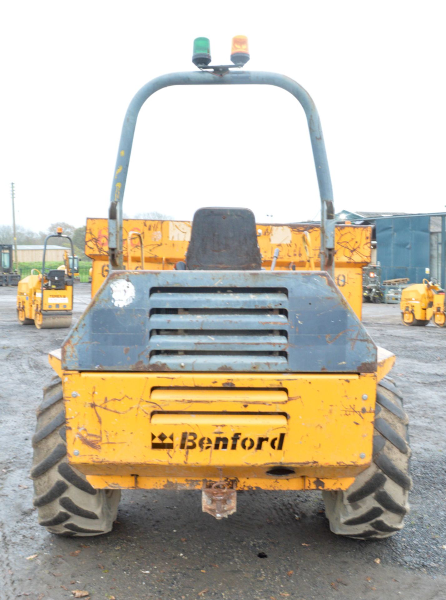 Benford Terex 6 tonne straight skip dumper Year: 2004 S/N: E402EM018 Recorded Hours: Not - Image 6 of 12