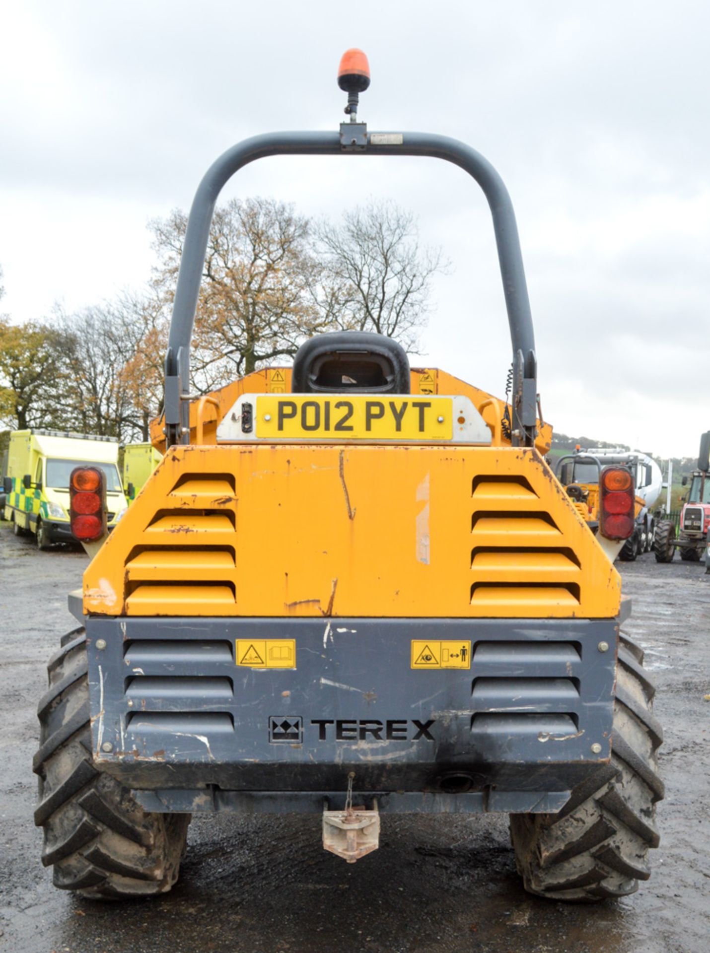 Terex 6 tonne swivel skip dumper Year: 2012 S/N: EC7MT493 Recorded Hours: 2006 - Image 6 of 12