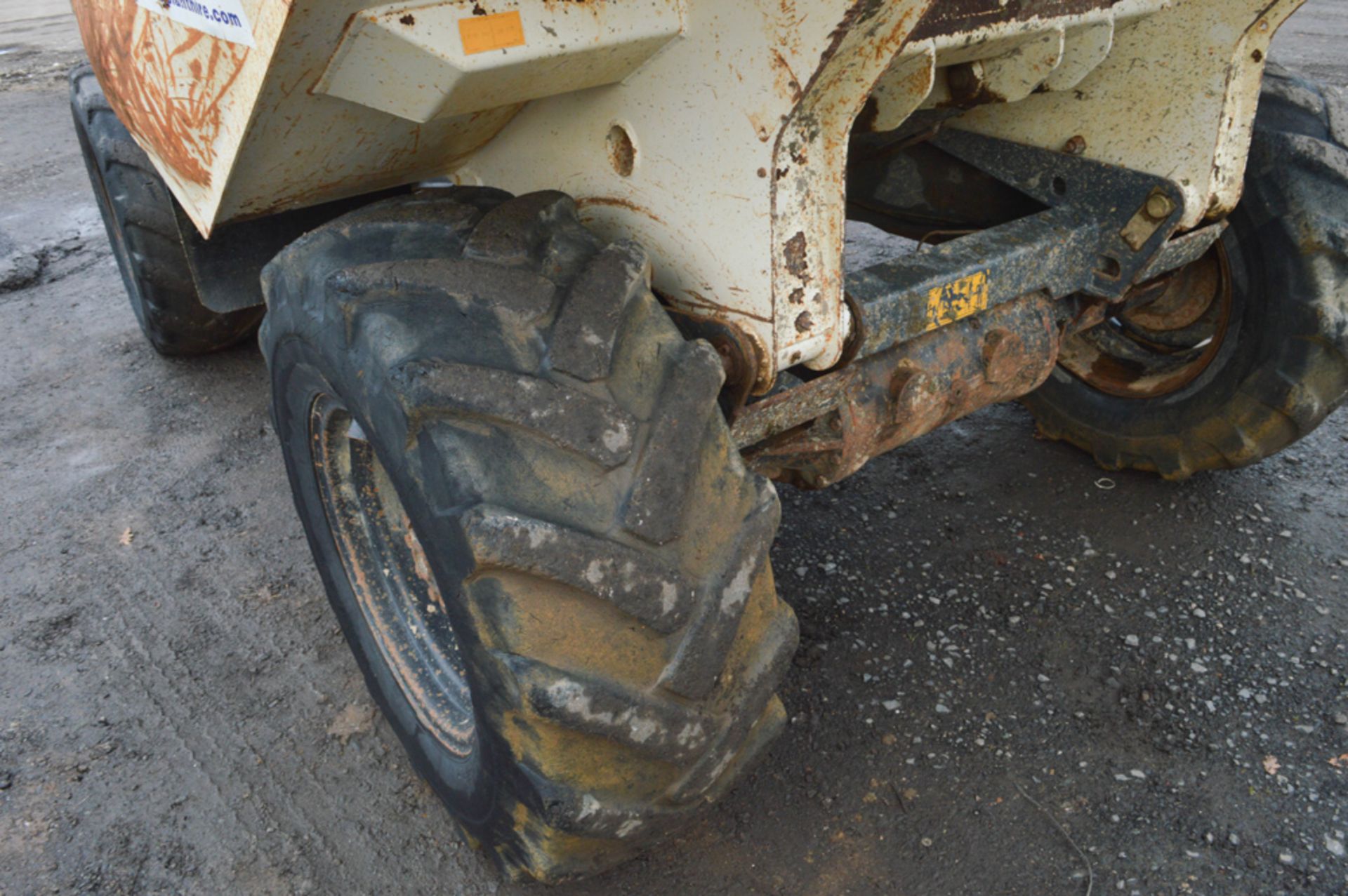 Benford Terex 6 tonne straight skip dumper Year: 2006 S/N: E602FJ029 Recorded Hours: Not - Image 9 of 12