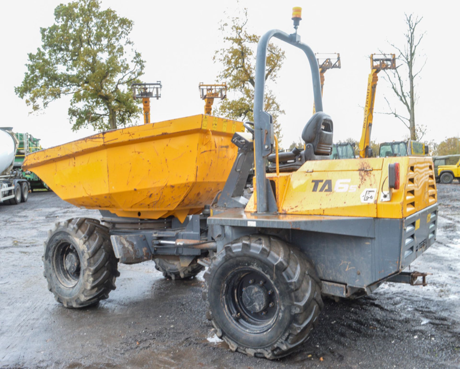 Terex 6 tonne swivel skip dumper Year: 2012 S/N: EC7MT498 Recorded Hours: 2311 - Image 2 of 12