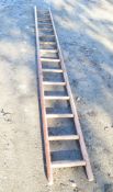 Timber ladder A560996