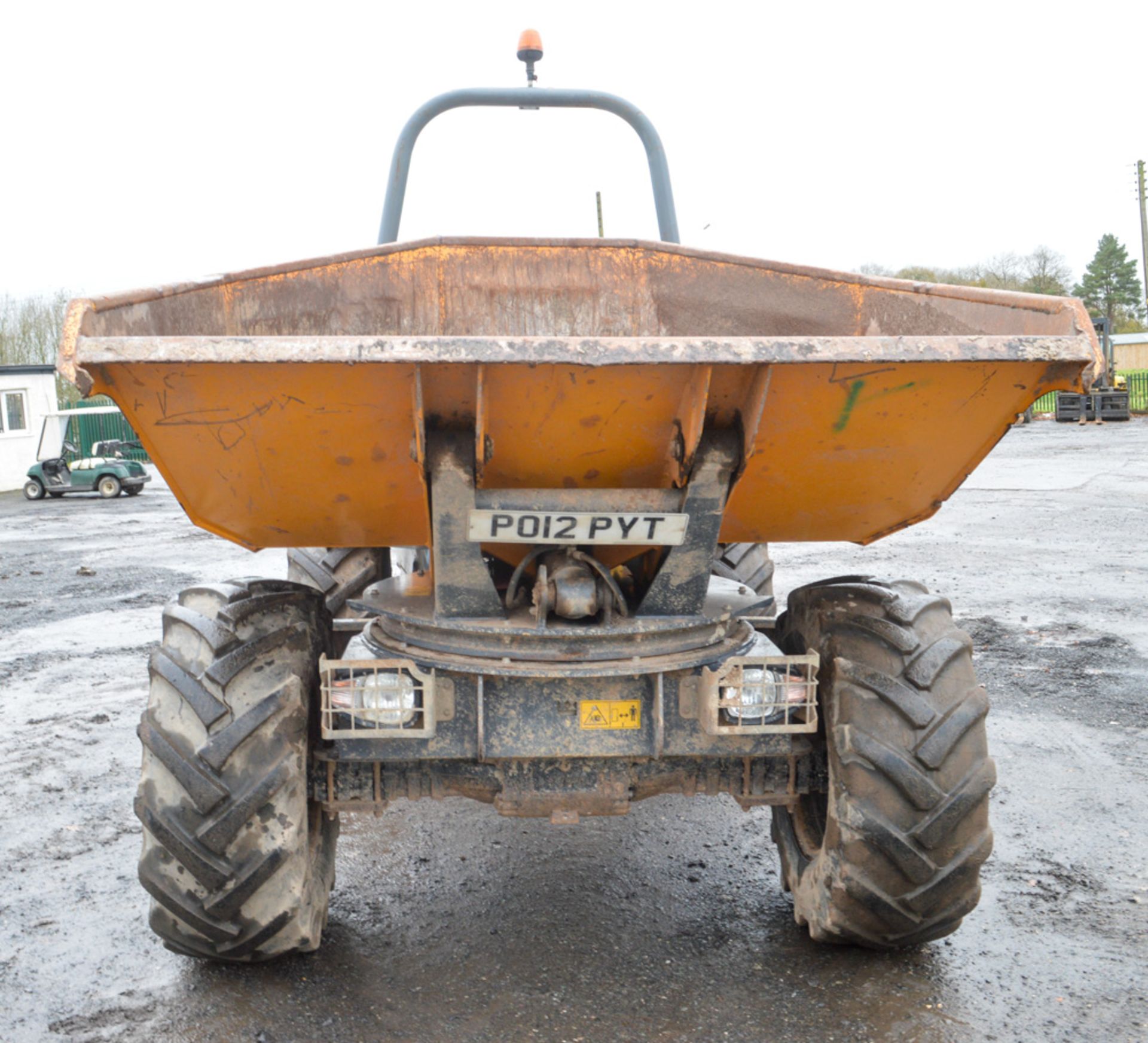 Terex 6 tonne swivel skip dumper Year: 2012 S/N: EC7MT493 Recorded Hours: 2006 - Image 5 of 12