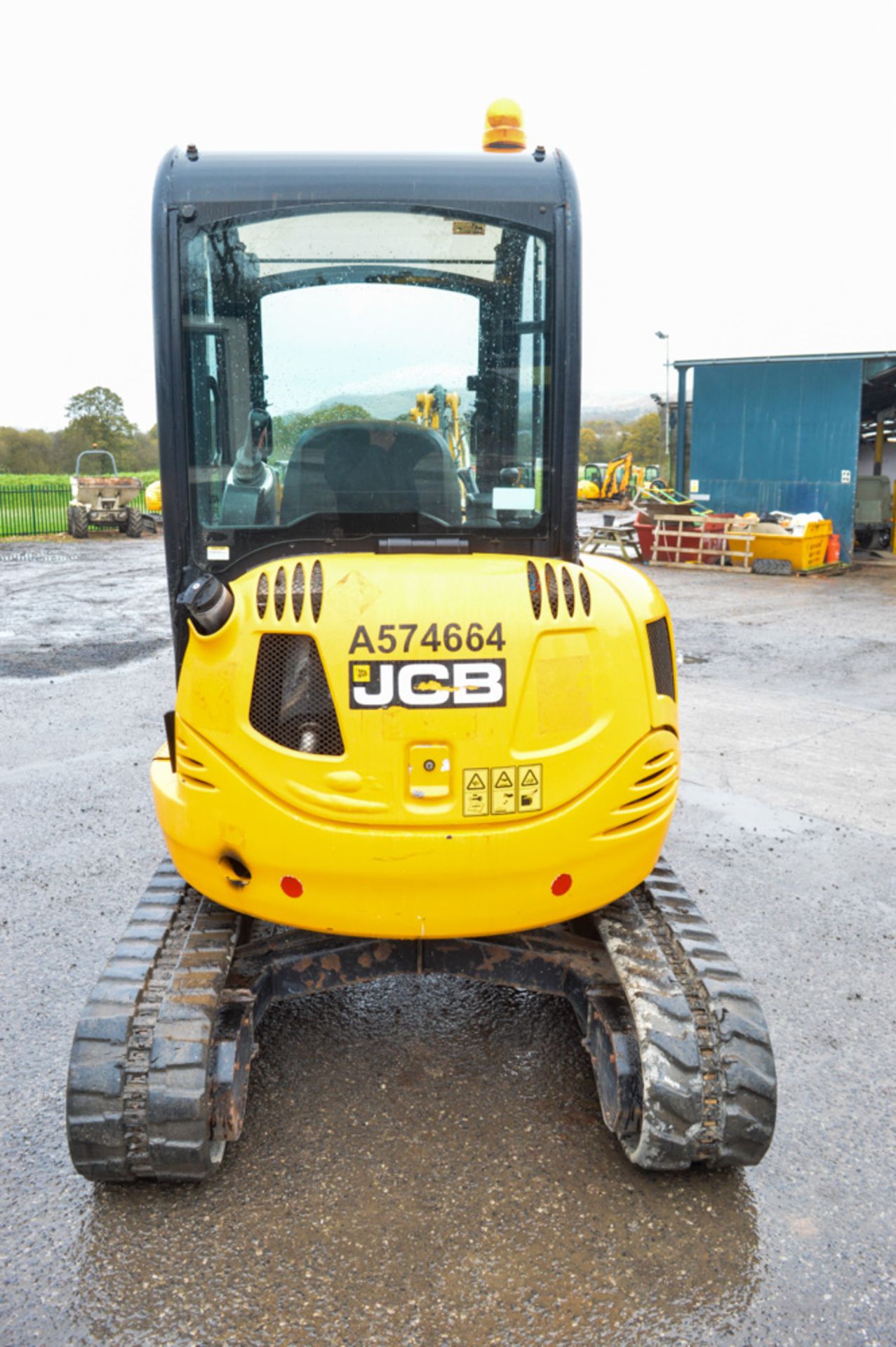 JCB 8025 ZTS 2.5 tonne rubber tracked mini excavator Year: 2012 S/N: 2012 Recorded Hours: 1367 - Image 6 of 12