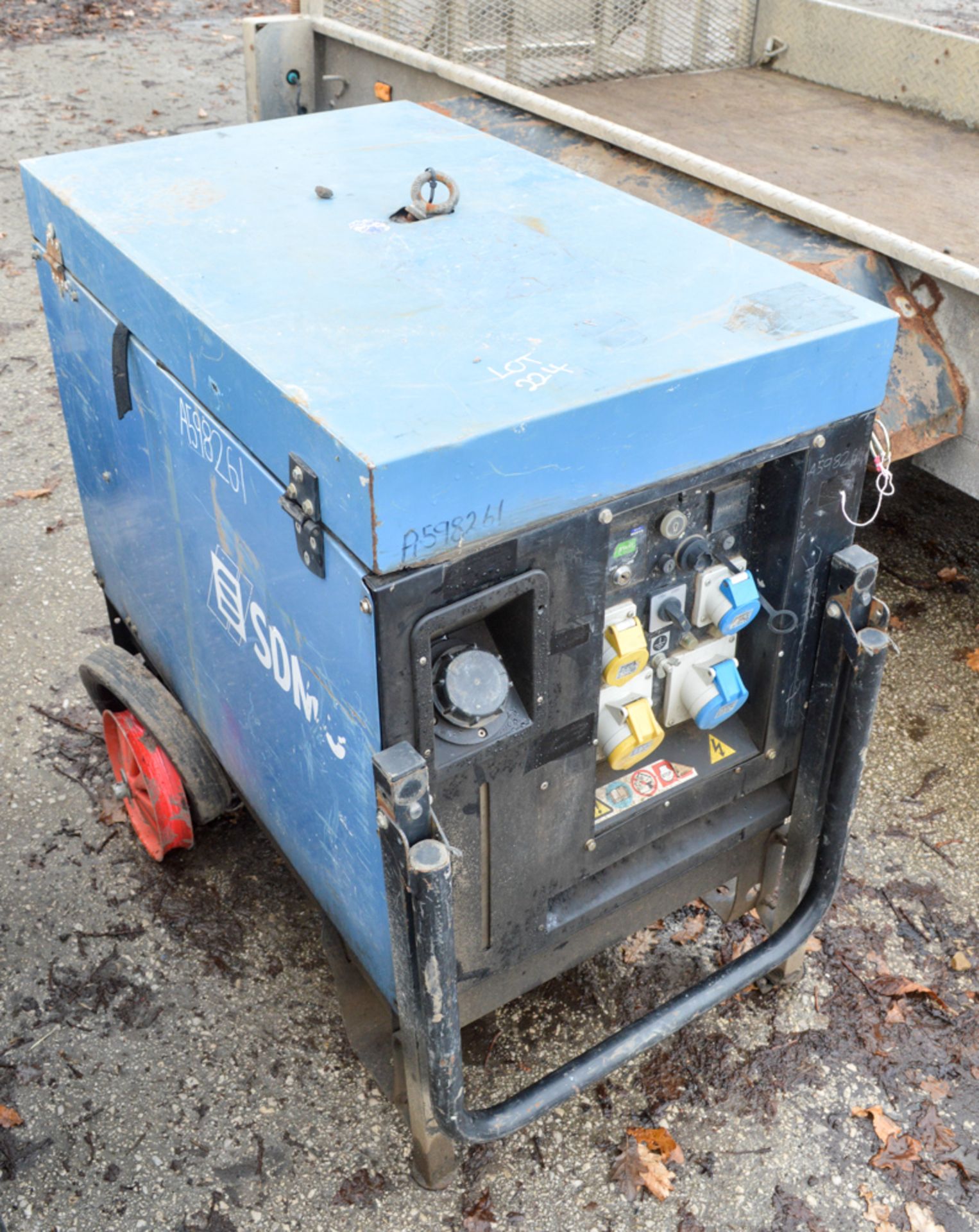 SDMO 6000E diesel driven generator A598261