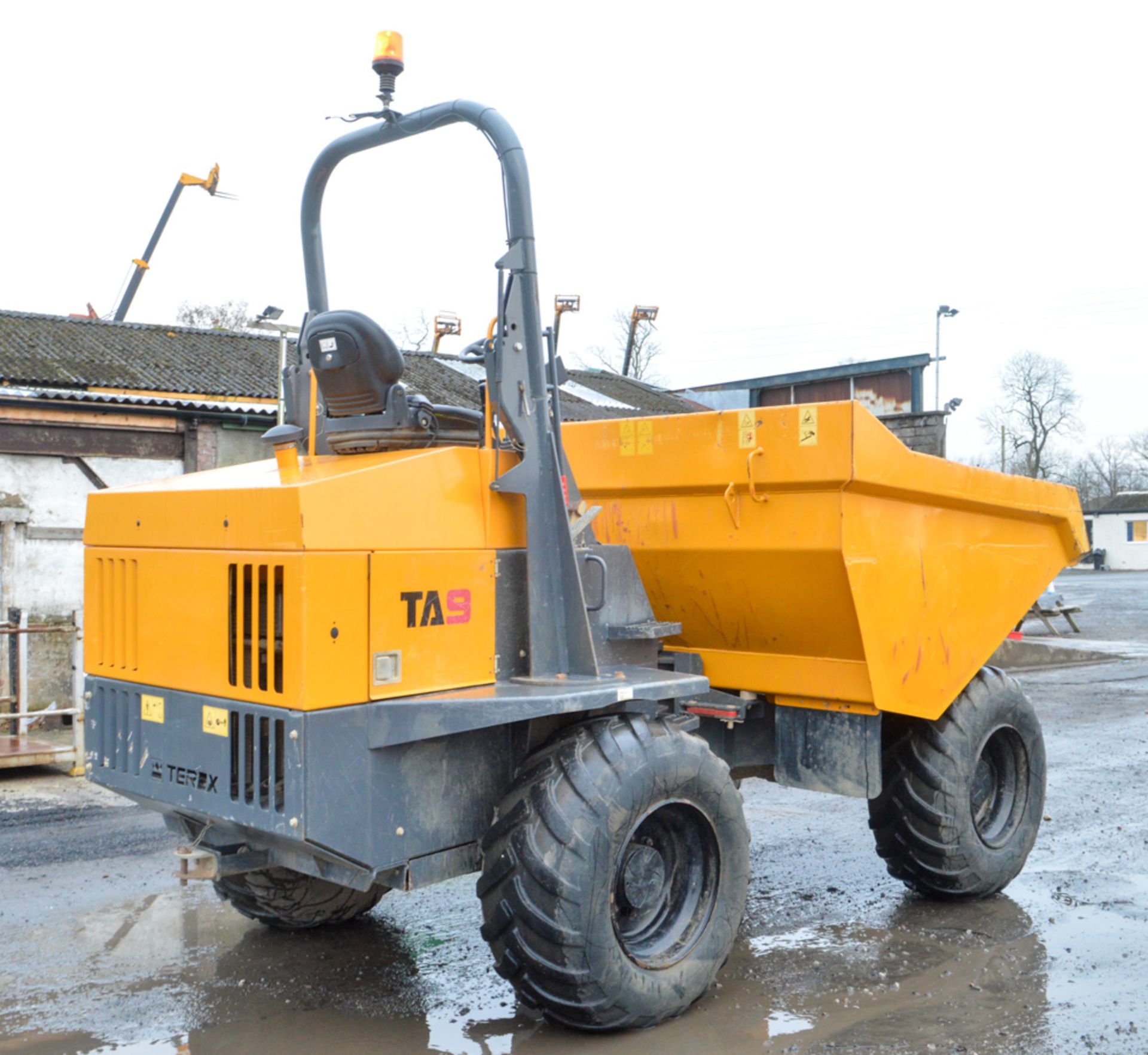 Benford Terex TA9 9 tonne straight skip dumper Year: 2014 S/N: EE9PK6032 Recorded Hours: 812 - Image 4 of 12