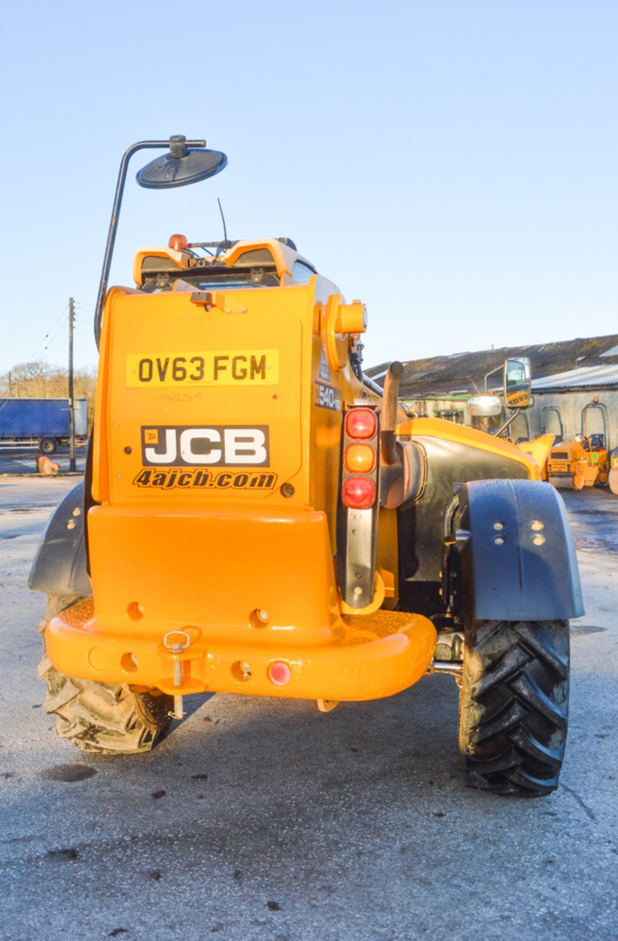 JCB 540-170 Hi-Viz T4i 17 metre telescopic handler Year: 2013 S/N: 21880083 Recorded Hours: 4655 c/w - Image 6 of 14