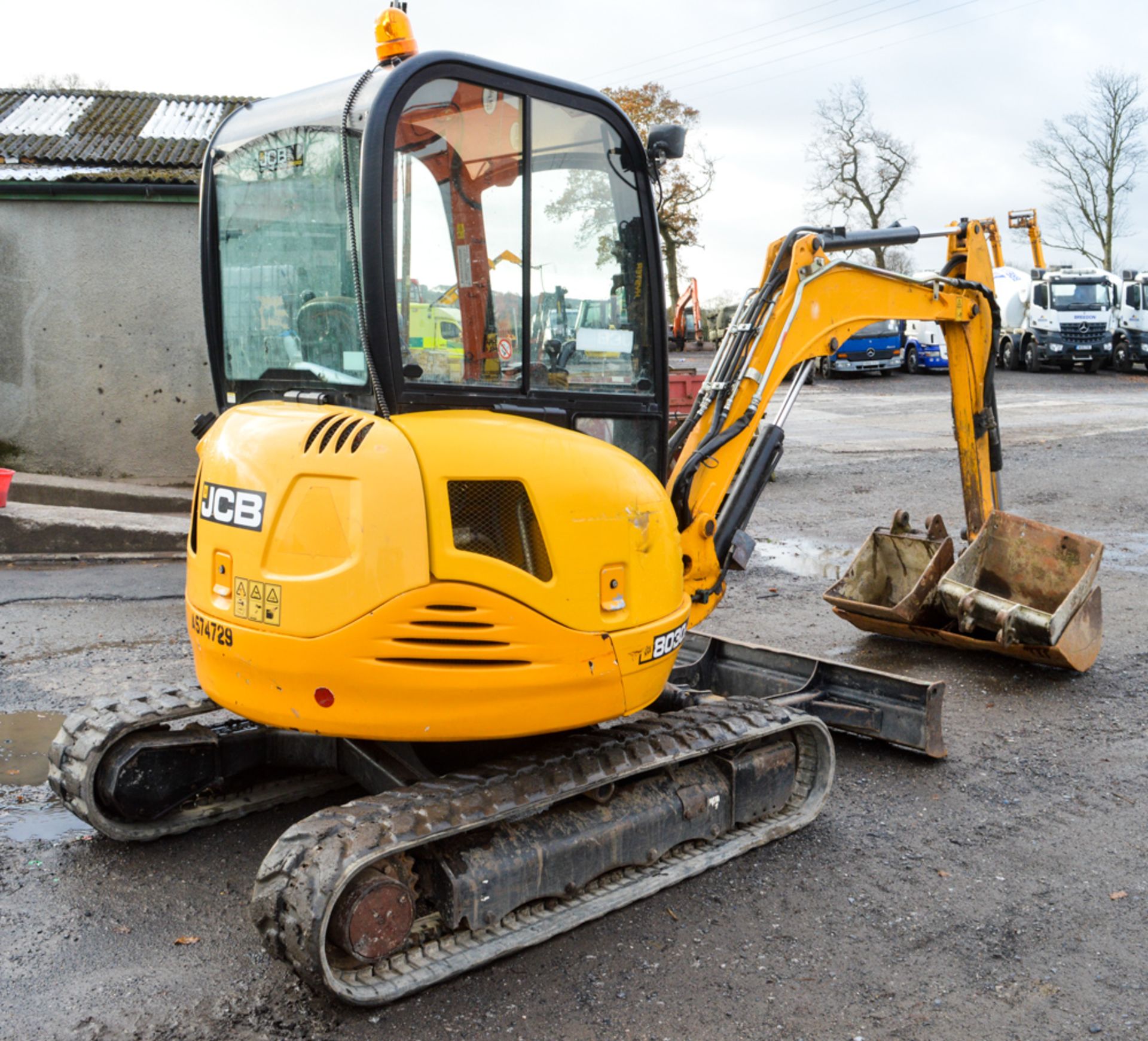 JCB 8030 ZTS 3 tonne rubber tracked mini excavator Year: 2012 S/N: 2021516 Recorded Hours: 1968 - Image 3 of 11