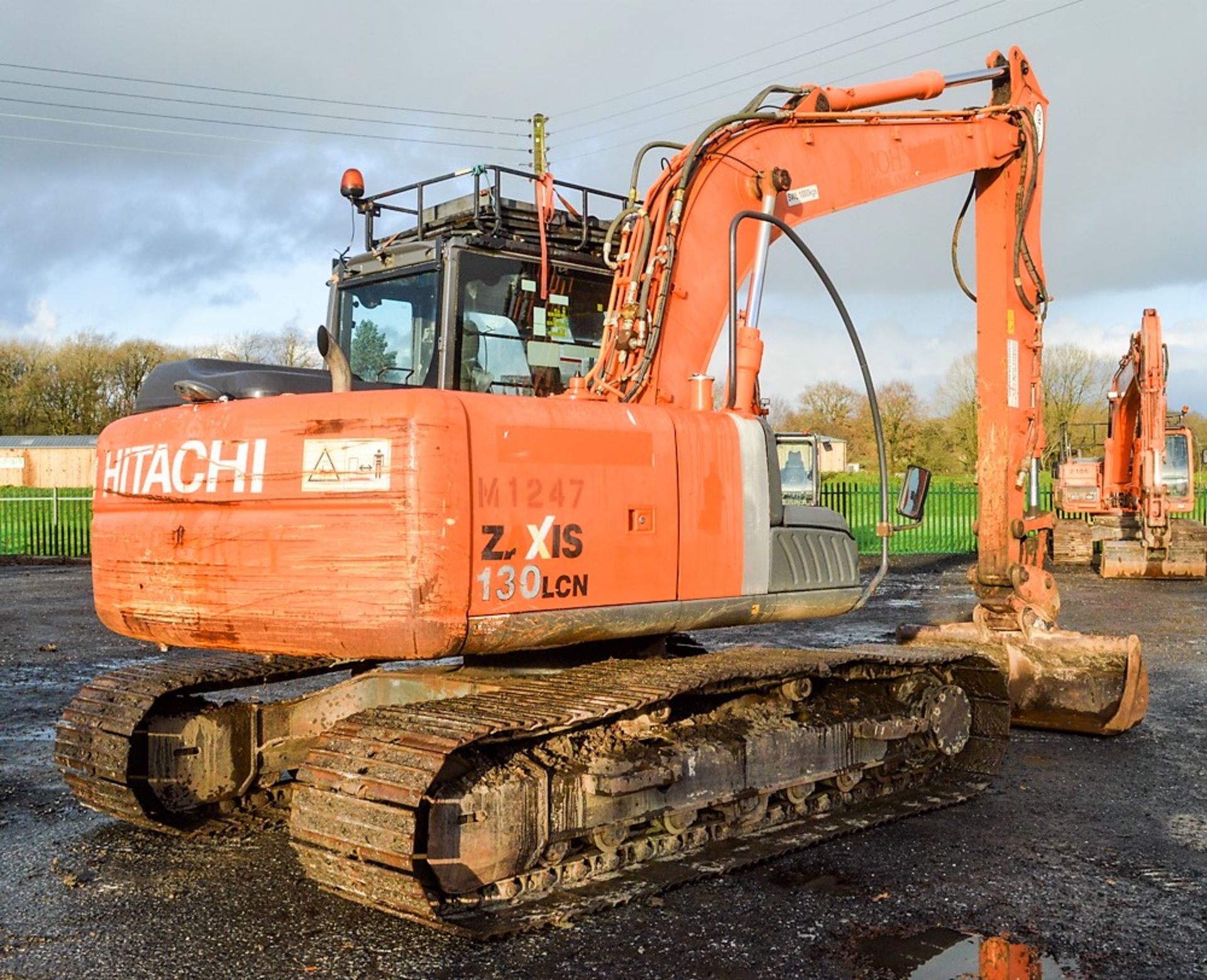 Hitachi Zaxis 130 LCN 13 tonne steel tracked excavator Year: 2010 S/N: 83215 Recorded Hours: 9686 - Image 4 of 10