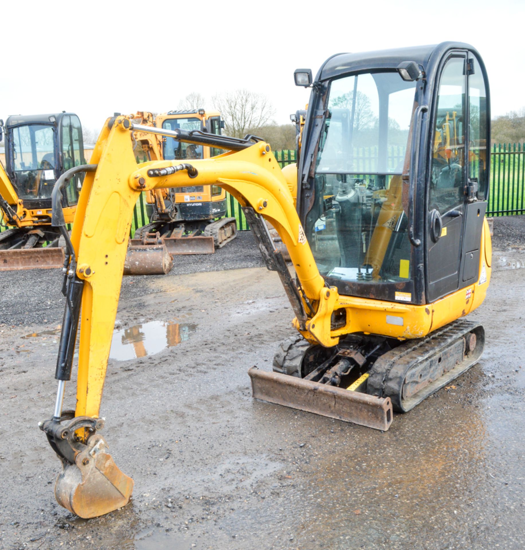 JCB 801.6 1.5 tonne rubber tracked mini excavator Year: 2012 S/N: 1794962 Recorded Hours: 1846
