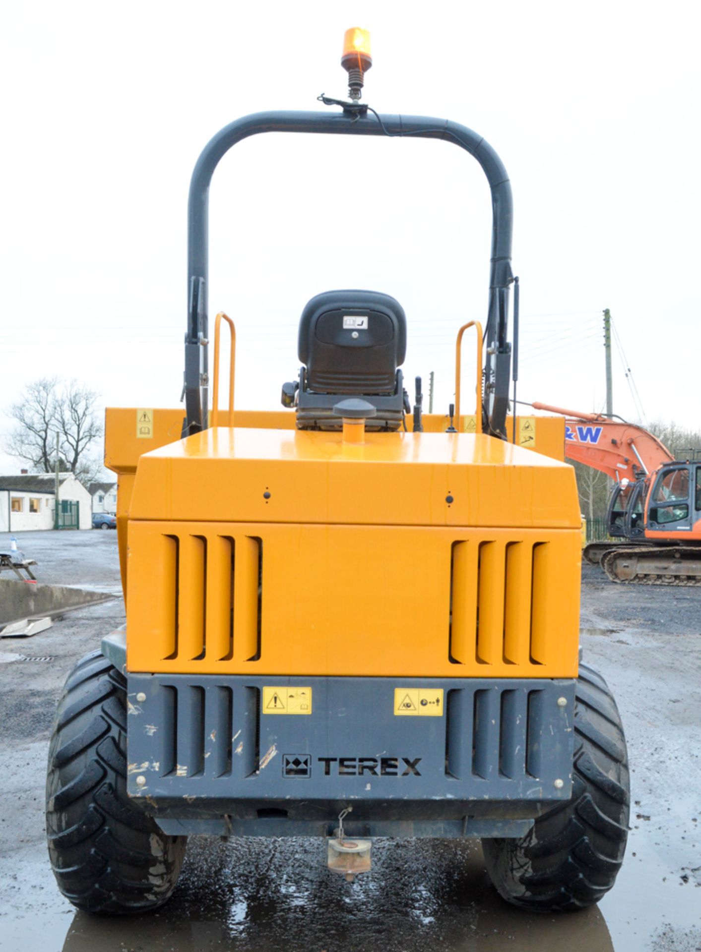 Benford Terex TA9 9 tonne straight skip dumper Year: 2014 S/N: EE9PK6032 Recorded Hours: 812 - Image 6 of 12