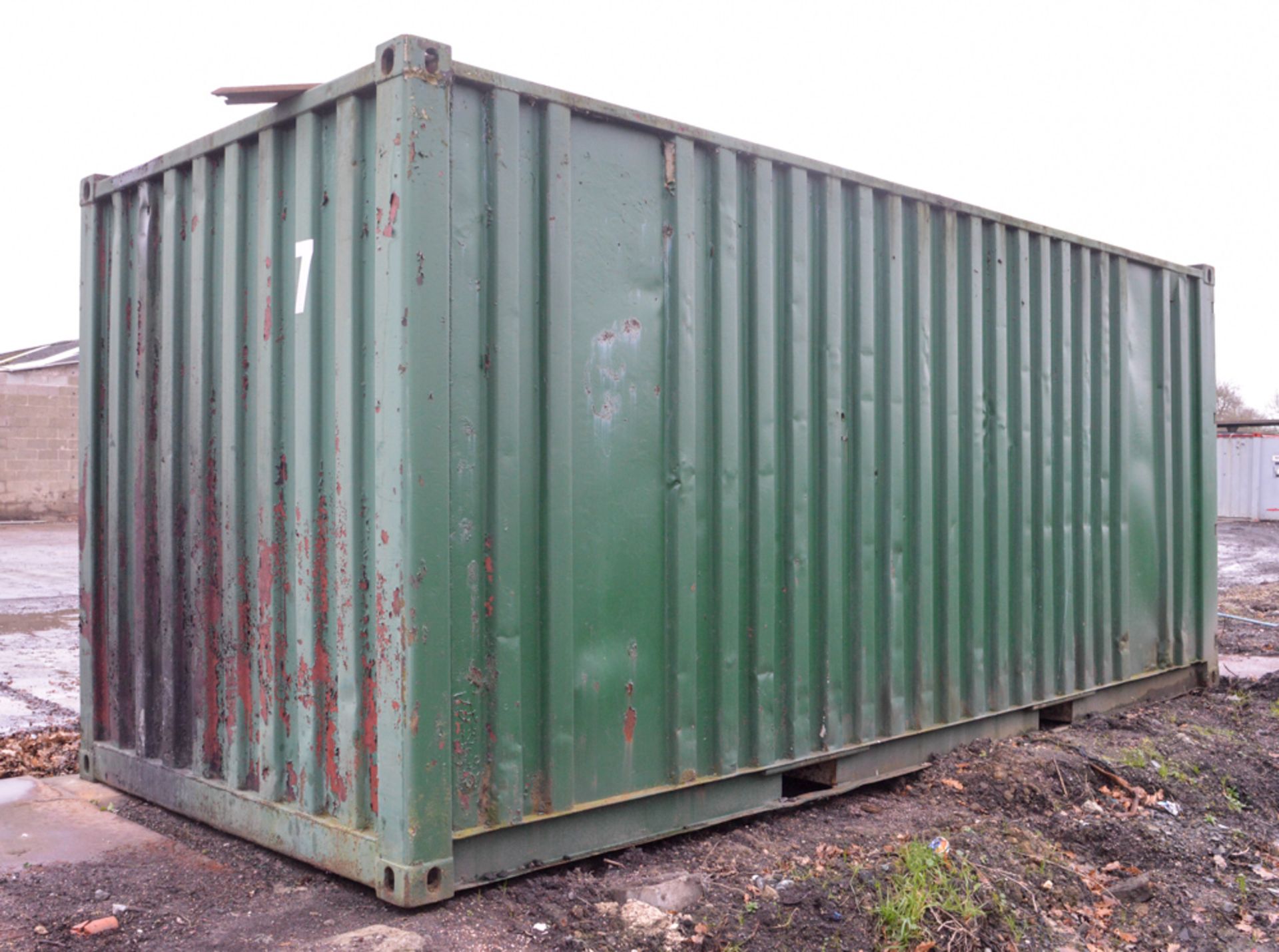 20ft x 8ft steel shipping container site unit Comprising of: canteen area & store room - Image 3 of 7