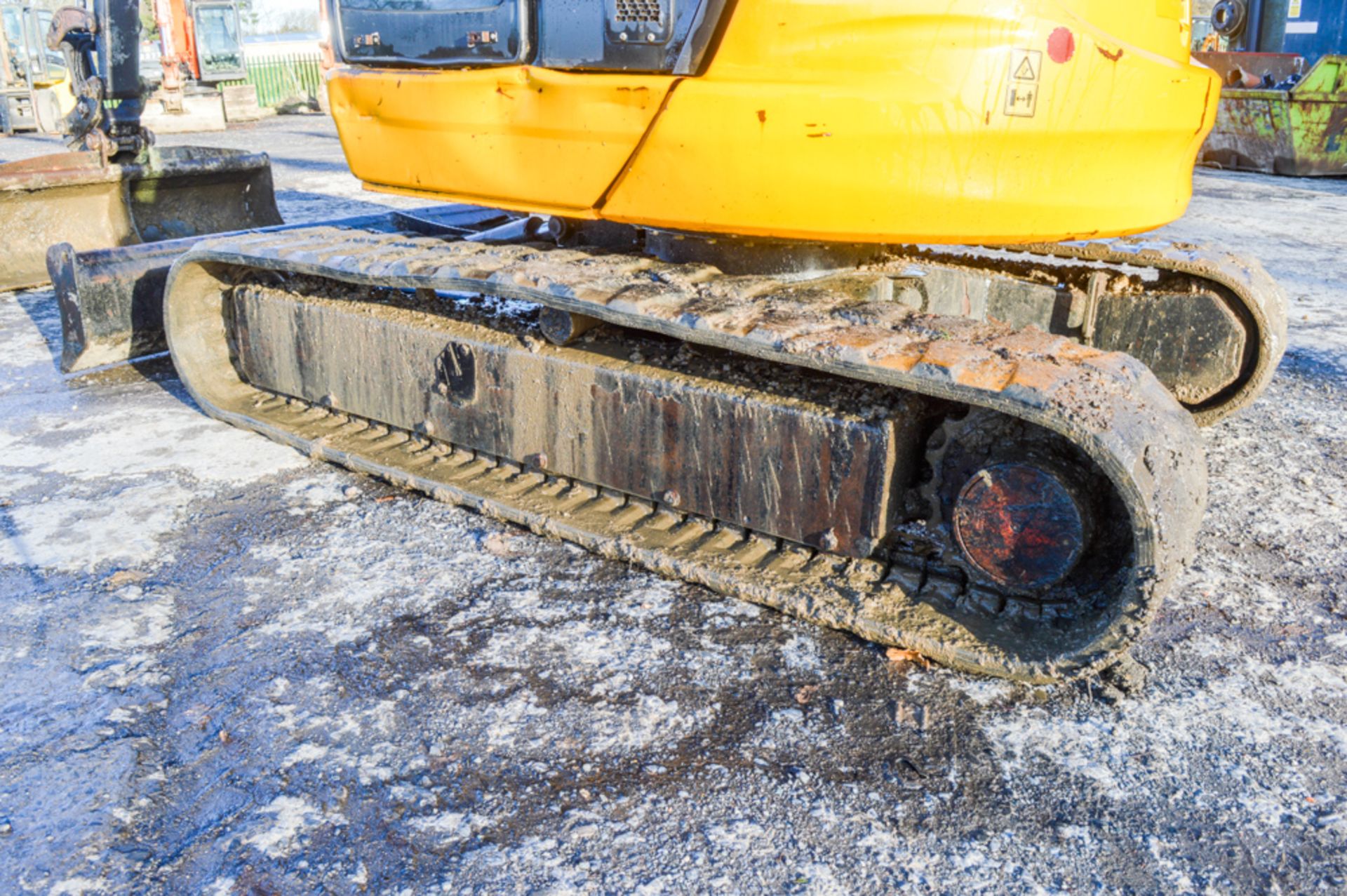 JCB 8050 RTS 5 tonne rubber tracked excavator Year: 2012 S/N: 1741687 Recorded Hours: 2462 blade, - Image 8 of 11