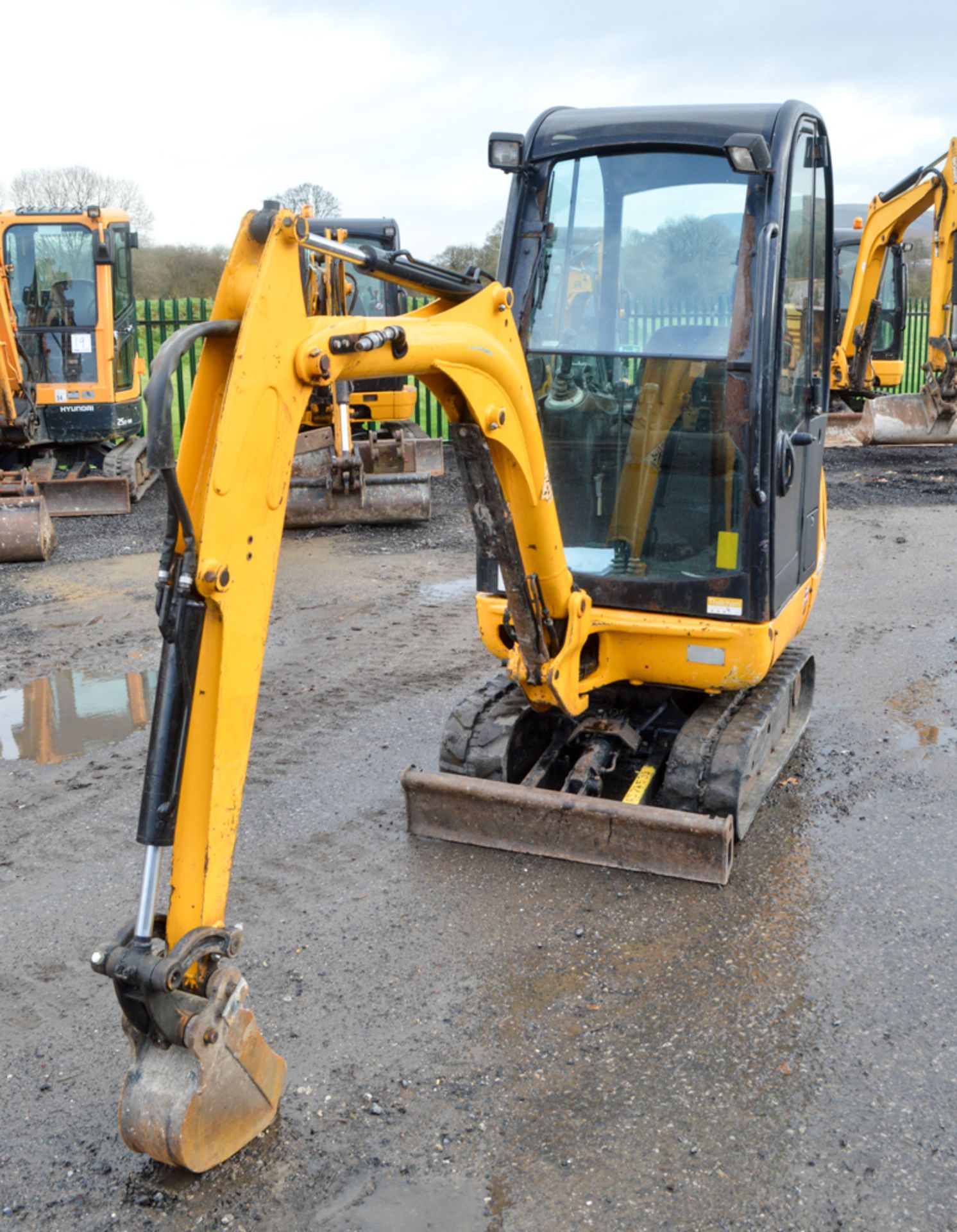 JCB 801.6 1.5 tonne rubber tracked mini excavator Year: 2012 S/N: 1794962 Recorded Hours: 1846 - Image 5 of 11