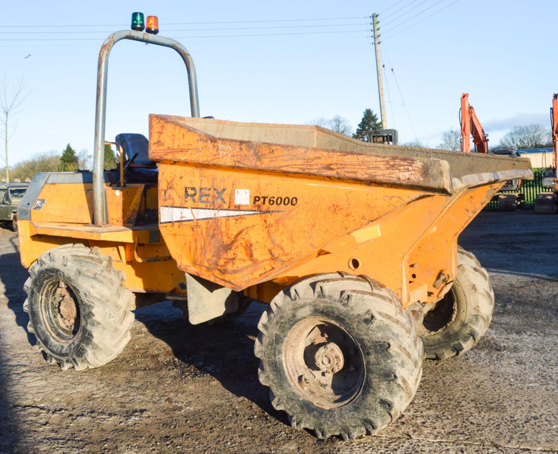 Benford Terex 6 tonne straight skip dumper Year: 2003 S/N: E303EE096 Recorded Hours: 4994 481