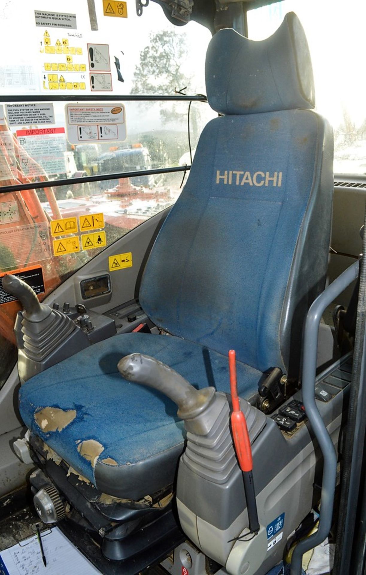 Hitachi Zaxis 130 LCN 13 tonne steel tracked excavator Year: 2010 S/N: 83215 Recorded Hours: 9686 - Image 9 of 10