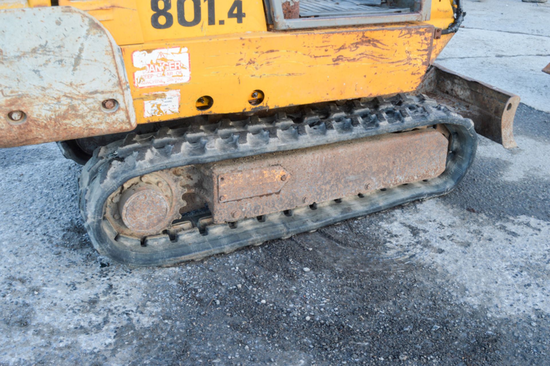 JCB 801.4 1.4 tonne rubber tracked mini excavator S/N: 200535 Recorded Hours: 5062 blade & 3 - Image 7 of 8