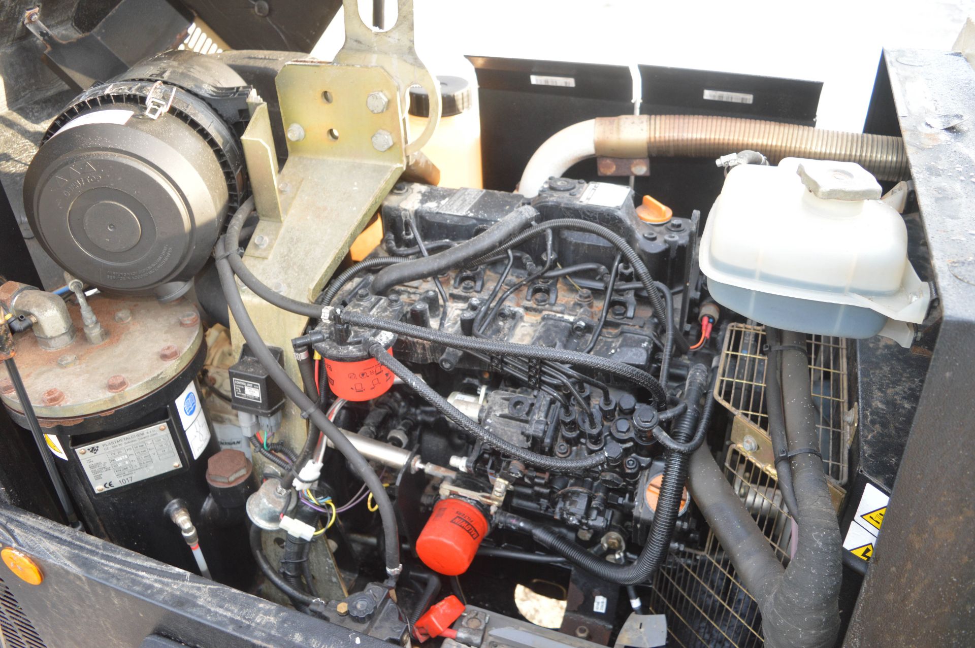 Ingersoll Rand 741 diesel driven mobile air compressor  S/N: BY430743 Year: 2011  Recorded hours: - Image 3 of 3