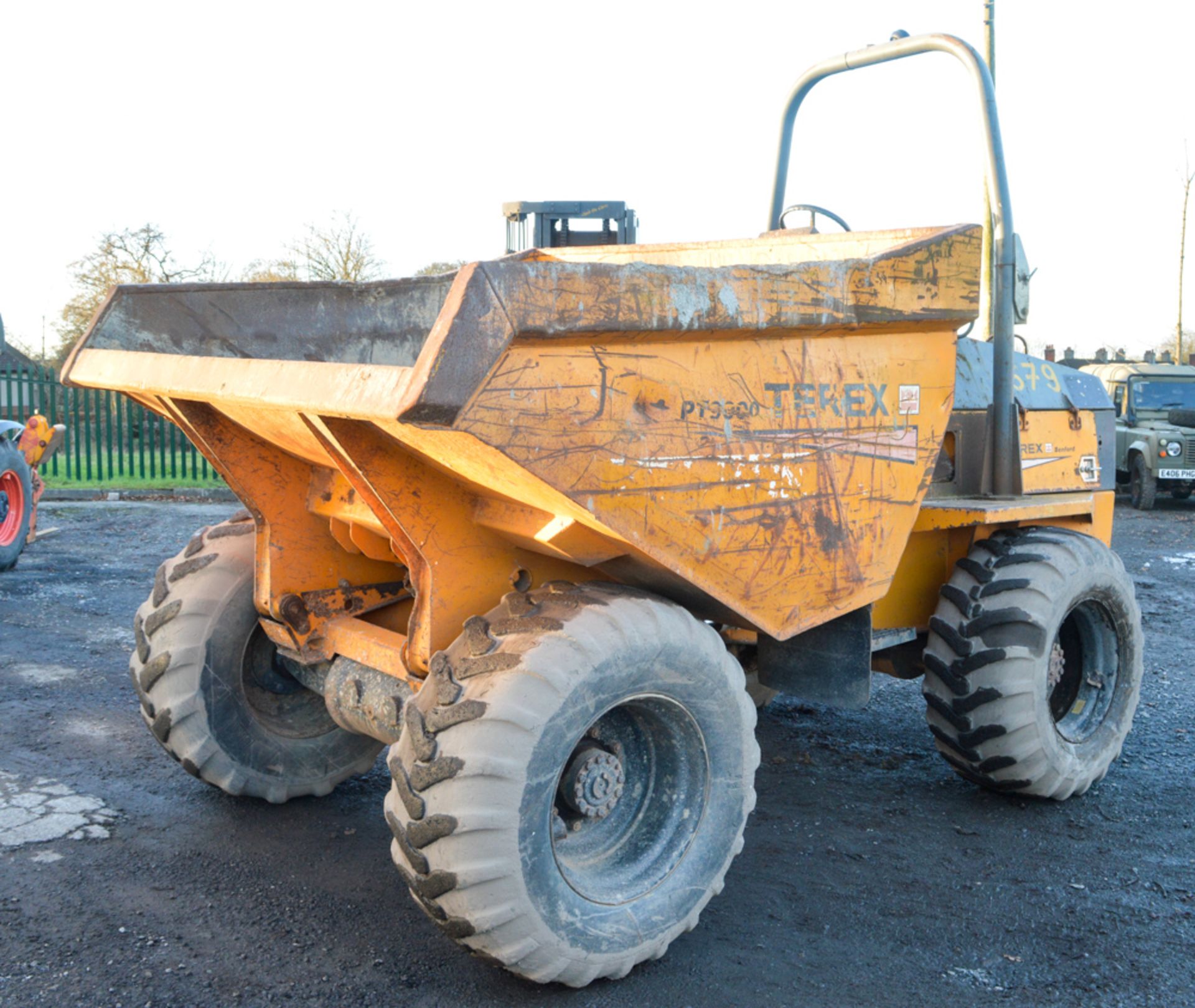 Benford Terex 9 tonne straight skip dumper Year: 2004 S/N: E404ER004 Recorded Hours: 4427 679 - Image 2 of 12