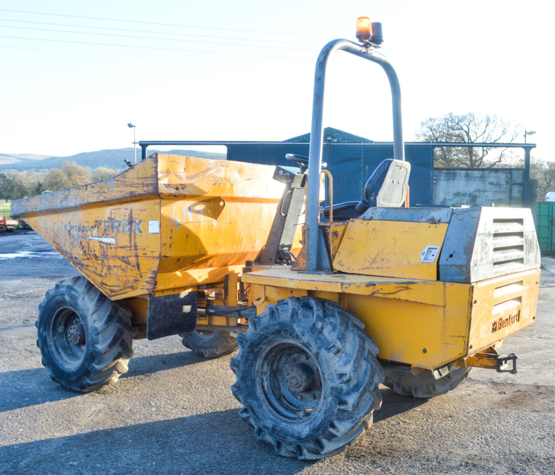 Benford Terex 6 tonne straight skip dumper Year: 2003 S/N: E303EE096 Recorded Hours: 4994 481 - Image 4 of 11