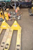 Hydraulic pallet truck 0604-154