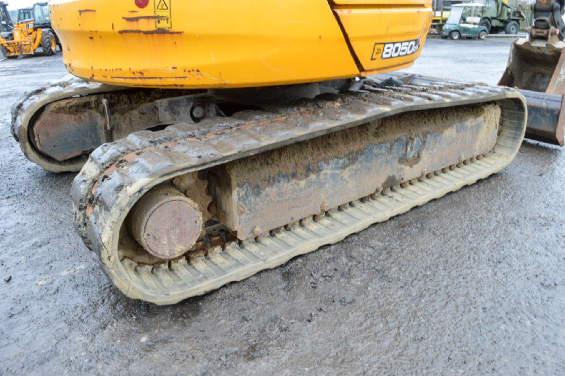 JCB 8050 RTS 5 tonne rubber tracked mini excavator Year: 2011 S/N: 1741645 Recorded Hours: 2056 - Image 7 of 11