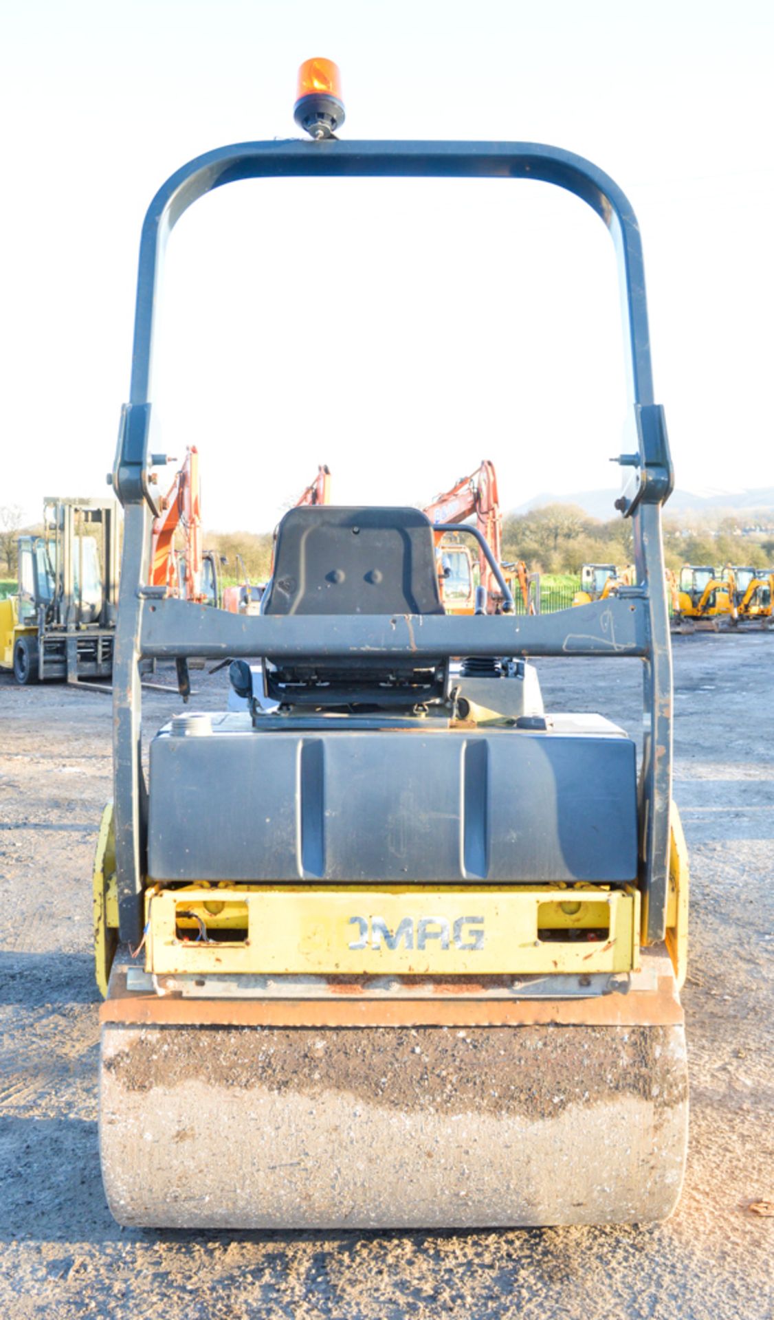 Bomag BW138AD double drum ride on roller Year: 2005 S/N: 42234 Recorded Hours: 749 1290 - Image 6 of 7