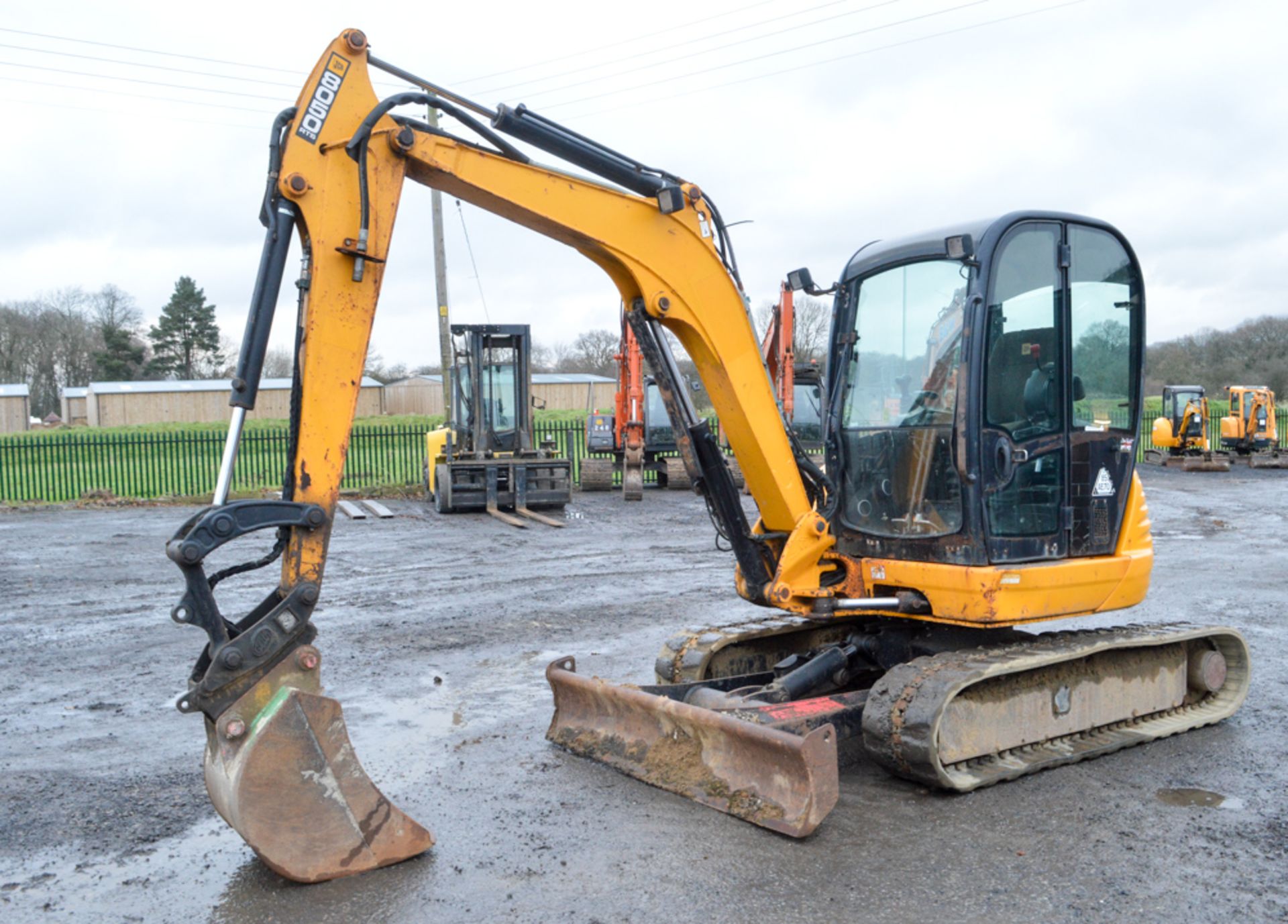 JCB 8050 RTS 5 tonne rubber tracked mini excavator Year: 2011 S/N: 1741645 Recorded Hours: 2056