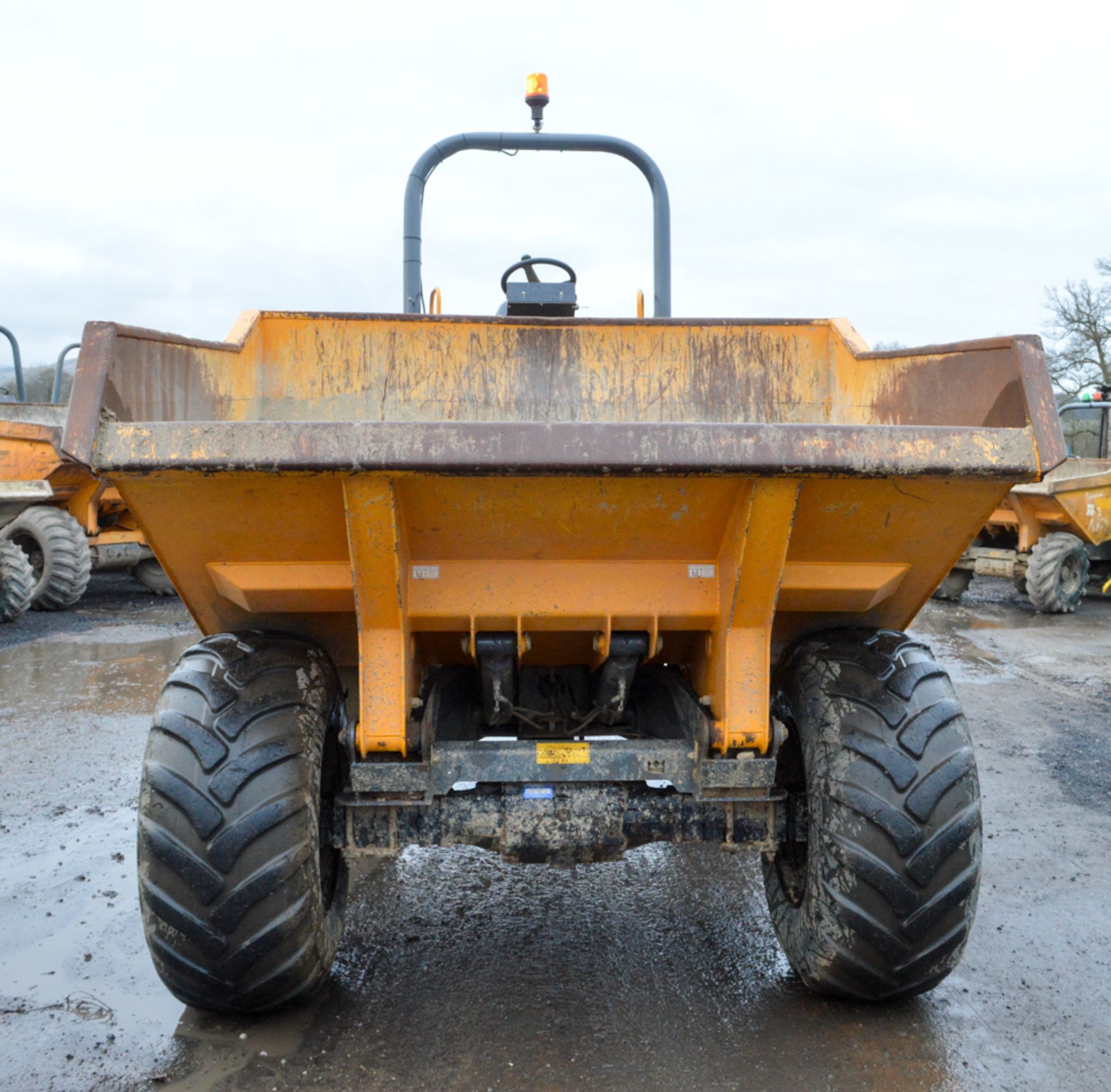 Benford Terex TA9 9 tonne straight skip dumper Year: 2014 S/N: EE9PK6032 Recorded Hours: 812 - Image 5 of 12