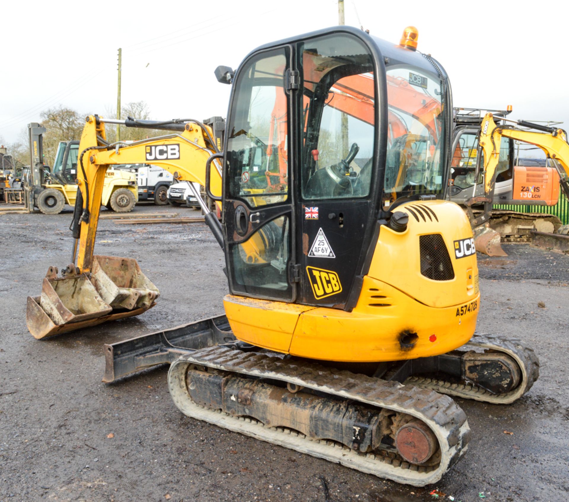 JCB 8030 ZTS 3 tonne rubber tracked mini excavator Year: 2012 S/N: 2021516 Recorded Hours: 1968 - Image 2 of 11