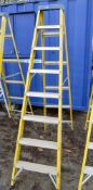 Youngman 8 tread aluminium/fibreglass step ladder BEFS8250H