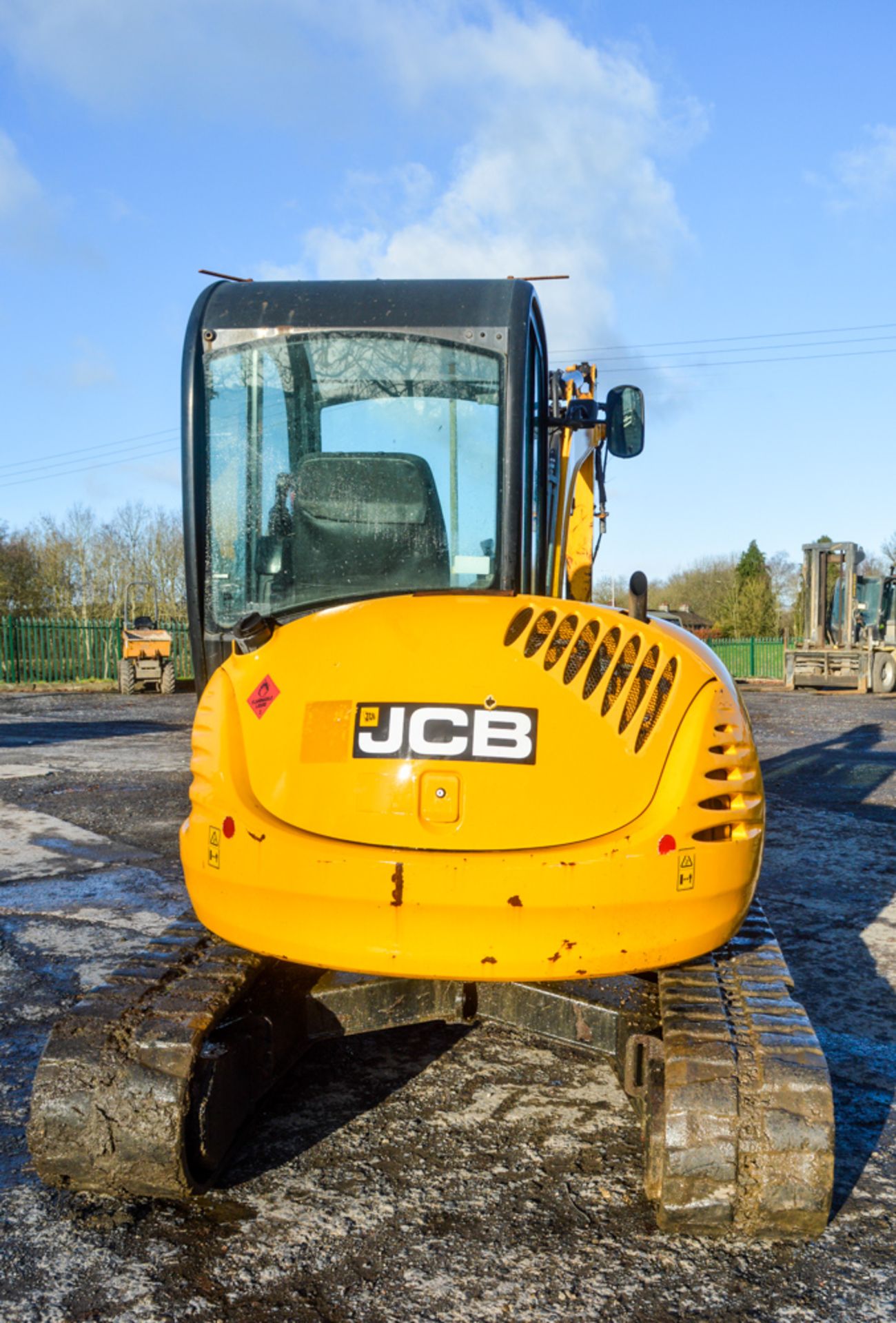 JCB 8050 RTS 5 tonne rubber tracked excavator Year: 2012 S/N: 1741687 Recorded Hours: 2462 blade, - Image 6 of 11