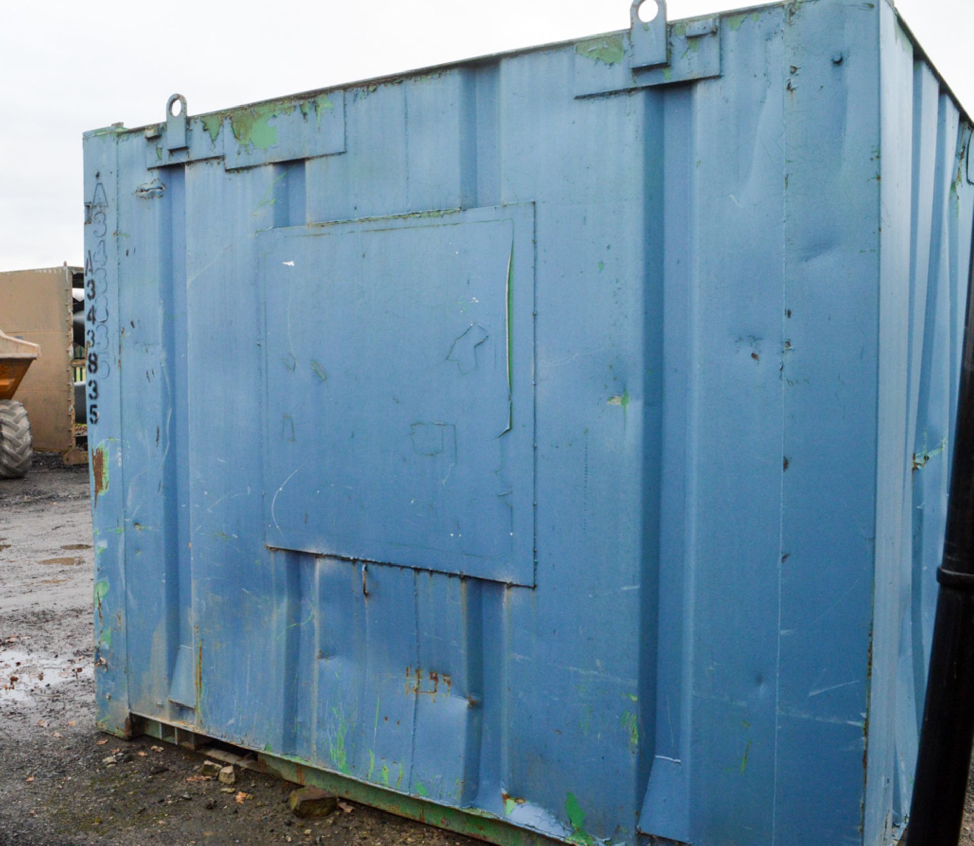 10ft x 8ft steel store site unit ** No keys, unlocked ** A343835 - Image 4 of 6