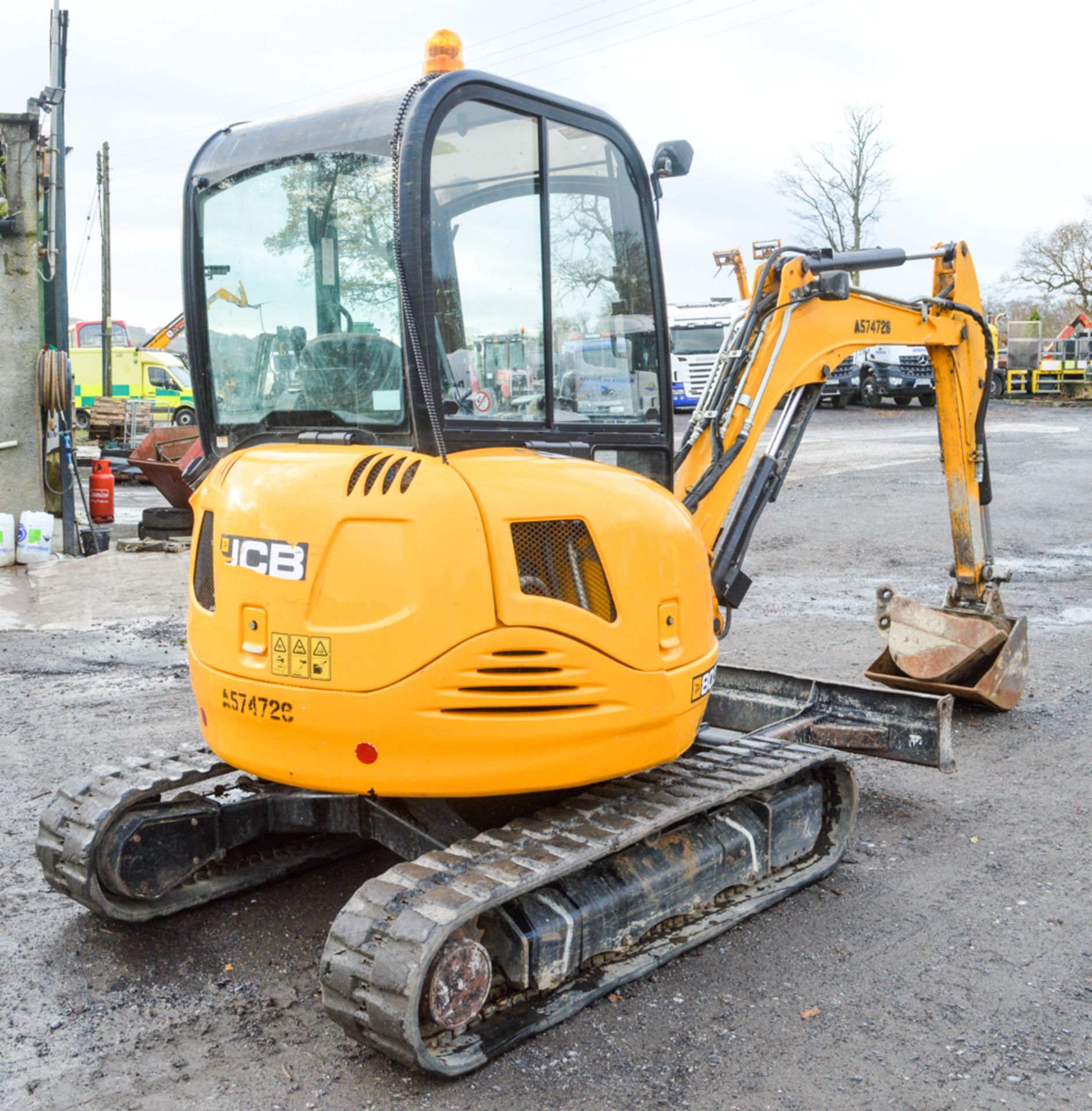 JCB 8030 ZTS 3 tonne rubber tracked mini excavator Year: 2012 S/N: 2021578 Recorded Hours: 1922 - Image 3 of 11