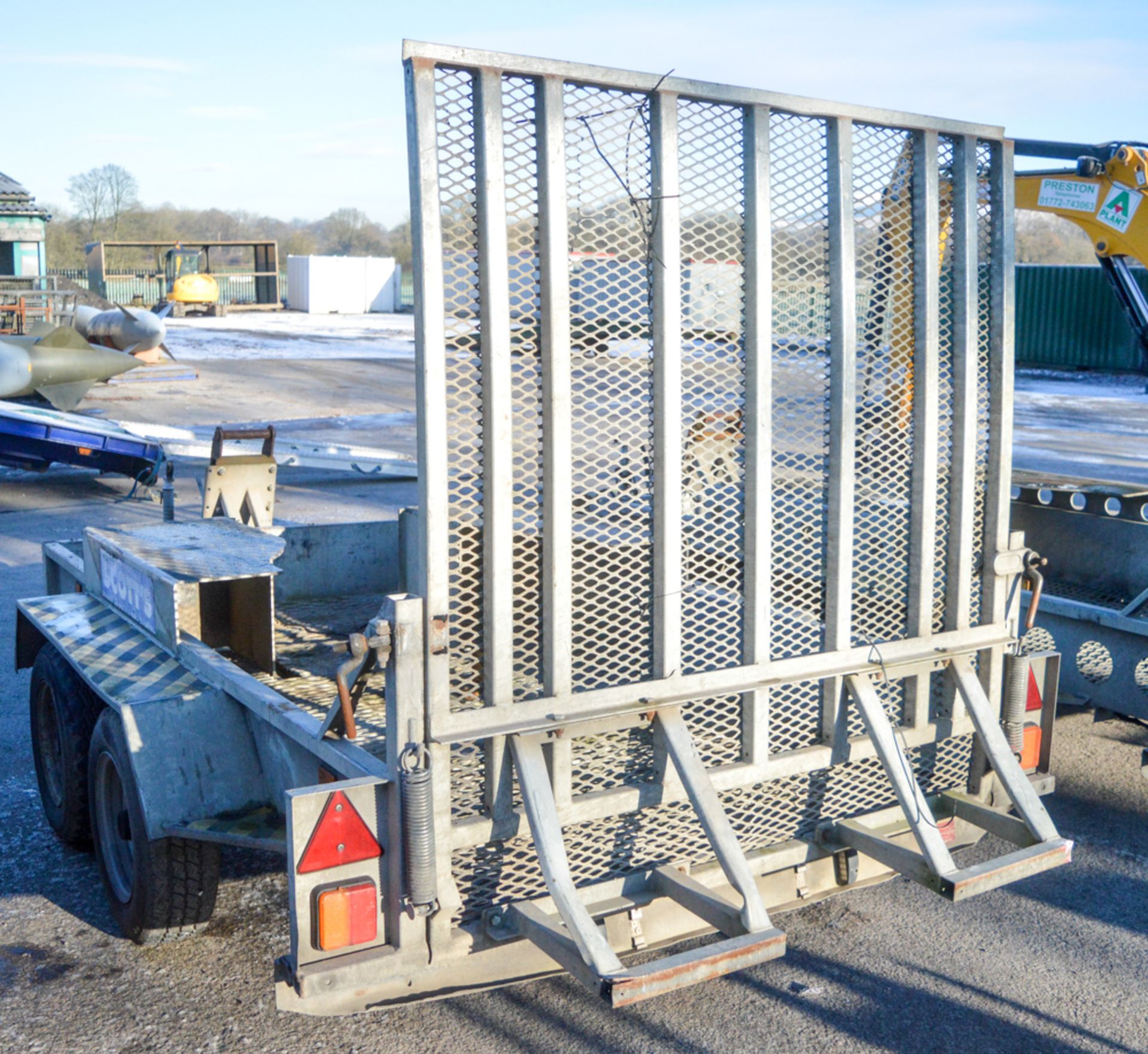 Indespension 9ft x 5ft digadoc twin axle plant trailer Year: 2012 S/N: 20753 DD52 - Image 2 of 2