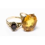 A citrine 9ct yellow gold ring, approximately 8.