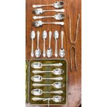 An Edwardian cased set of six silver coffee spoons, Josiah Williams and Co, London 1909,
