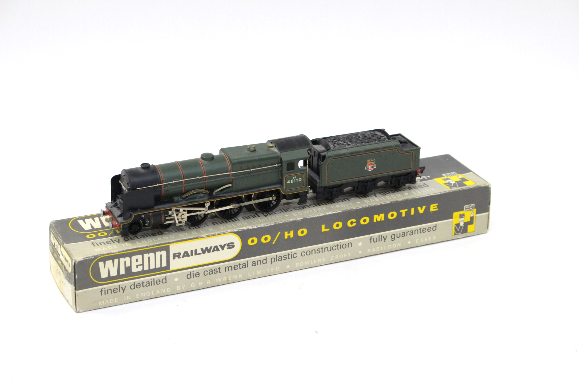 Wrenn: A Wrenn 'OO' Gauge W2262 Royal Scot 'Grenadier Guardsman, in BR green livery,