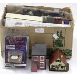 One box of assorted railway modelling kits and buildings to include: N Gauge scale model truck,