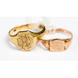 A 9ct gold gentlemen's signet ring, ring size S; together with a 9ct rose gold ladies signet ring,