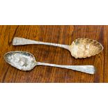 Two Georgian berry spoons London 1804 and 1813 one gilt lined, 120.8 grams, 3.