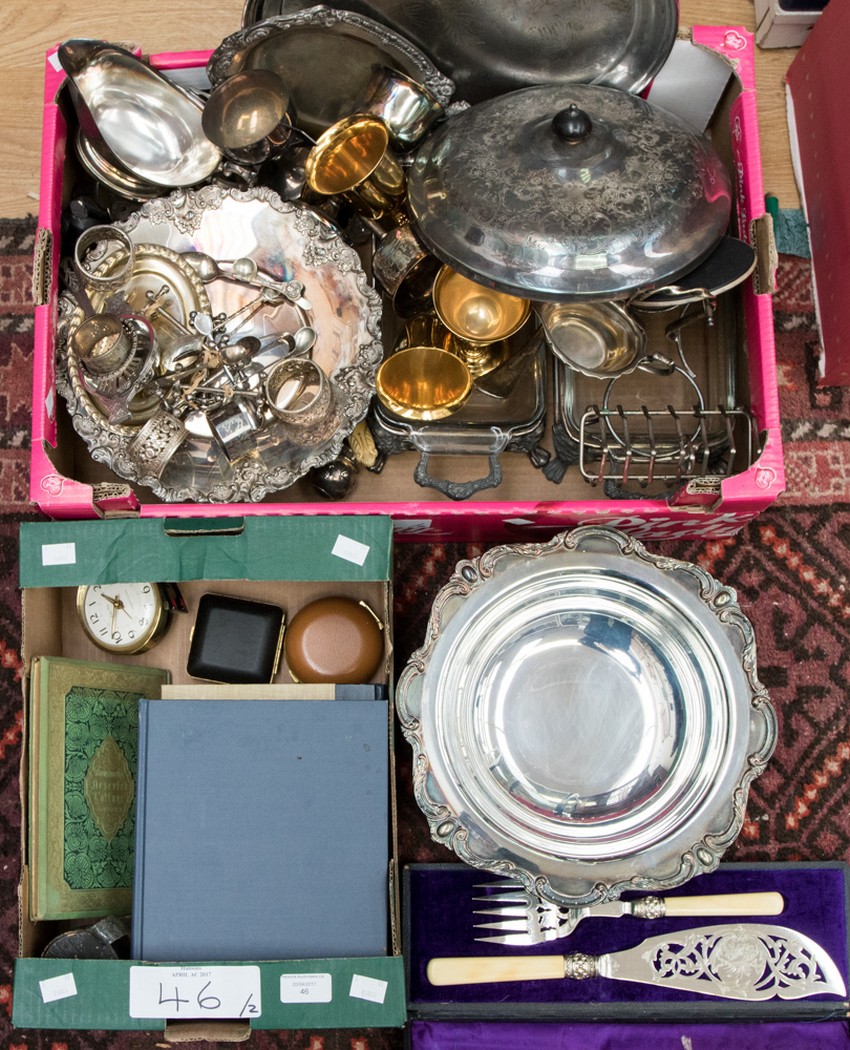 A collection of silver plated items including salver, serving dishes, cutlery, boxed fish servers,