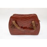 Crocodile bag, zipper fastening, pigskin lined,