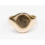 A 9ct gold signet ring, size K, total gross weight approx 5.