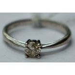 A single stone solitaire diamond ring, diamond weight approx 0.