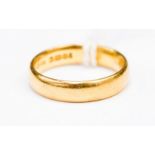 A 22ct gold wedding band, approx 4mm wide, size N, total weight approx 5.